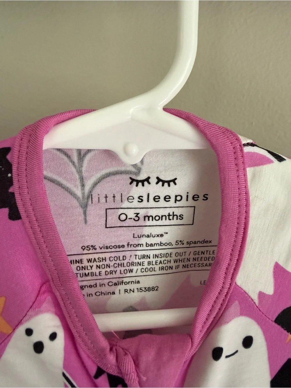 New Little Sleppies 0-3 months glow-in-the-dark pink Halloween zippy
